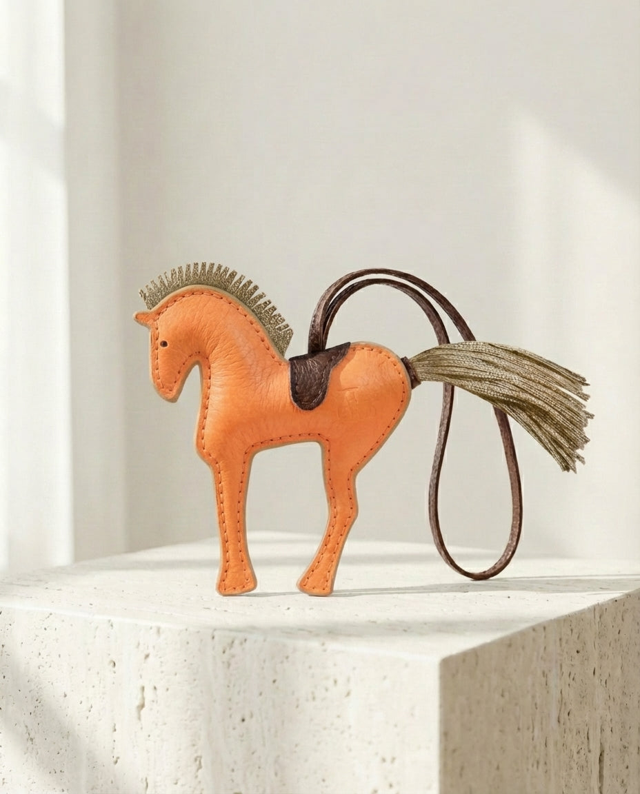 Pferde-Lederanhänger Handmade – Dein individuelles Seelenpferd aus Performance Leather