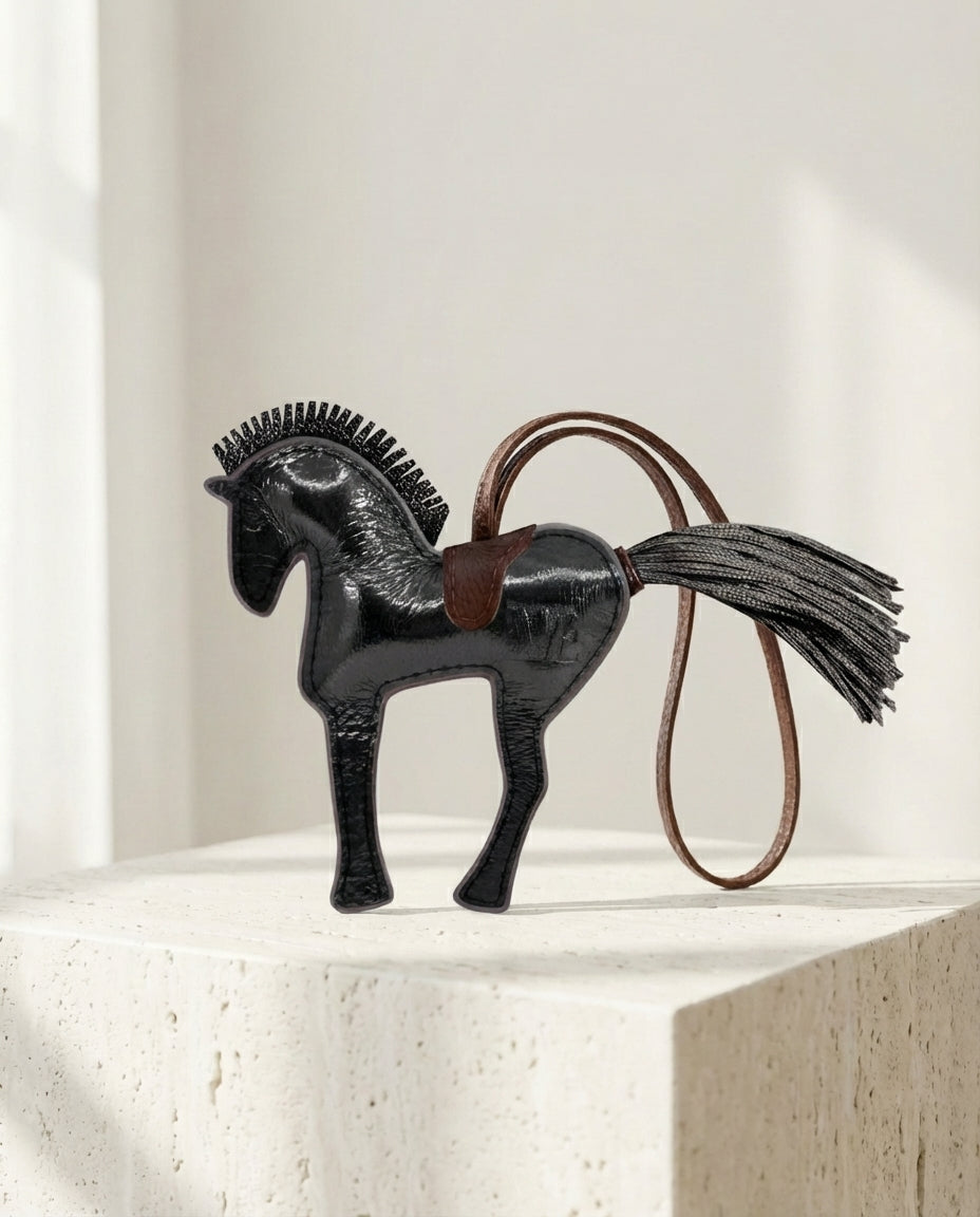 Pferde-Lederanhänger Handmade – Dein individuelles Seelenpferd aus Performance Leather