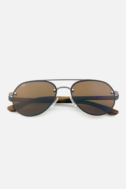 Women's aviator sunglasses metal black with wooden hangers and mirrored glass