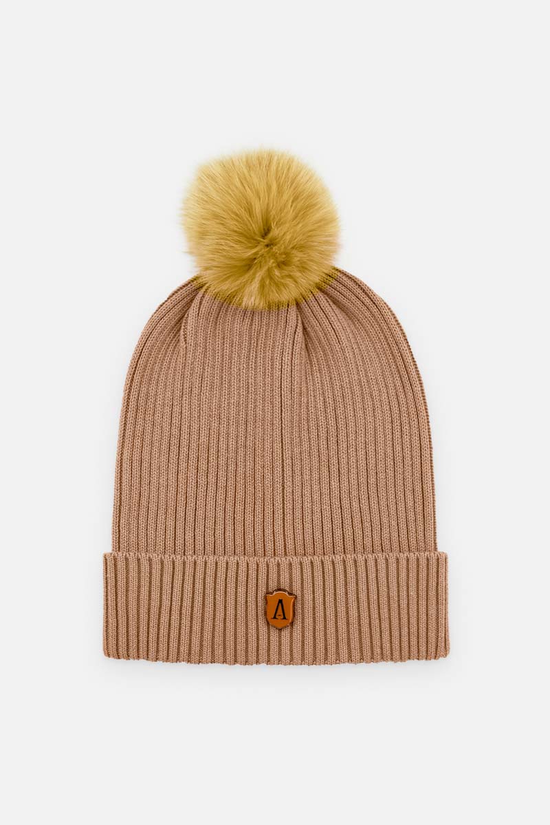 Men's beanie hat made of cotton with pompon
