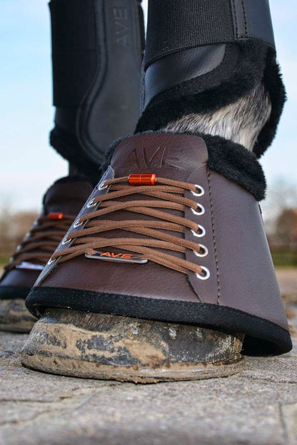Sneaker bell boots made of faux leather faux fur black