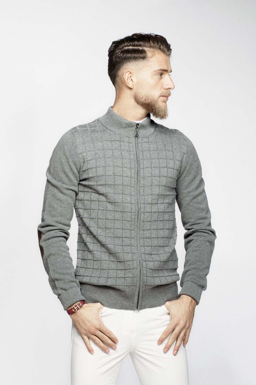 Men's sweater made of cotton with zipper
